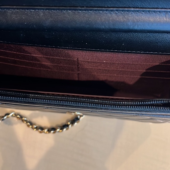 Chanel black lamb’s skin wallet on chain. - Picture 6 of 9
